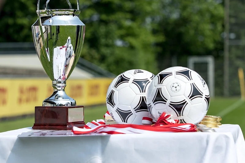 bl-döntő 2026 focista pelenkatorta babaköszöntő ajándék